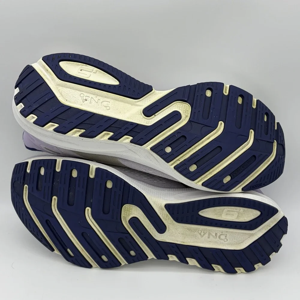 Brooks launch women